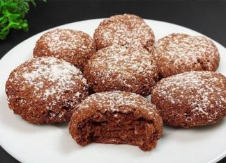 Pomiješajte banane sa zobenim pahuljicama i napravite zdravi slatkiš bez šećera