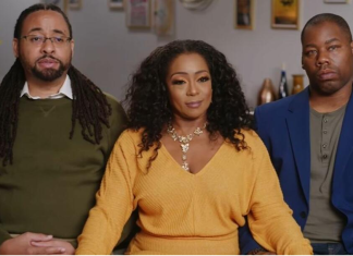 Žena živi sa dva muža u poligamnom braku i planira da dovede još 1: Zbog smenjivanja u krevetu, on najviše ispašta