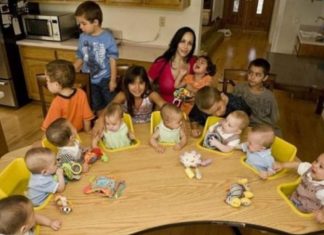 PRIJE DESET GODINA ONA JE RODILA OSMORKE, DOKTOR ZBOG NJE IZGUBIO LICENCU: A evo kako ona i njena djeca DANAS IZGLEDAJU! (FOTO)