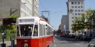 Baka koja je osvojila Beograd svojom elegancijom: Njen stil ostavlja bez daha!