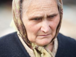 Unuci ovim potezima razaraju dušu bakama i dekama, a nisu ni svesni: Kad shvate šta rade, nikad to sebi nećete oprostiti