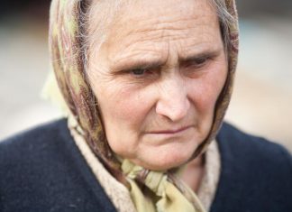 Unuci ovim potezima razaraju dušu bakama i dekama, a nisu ni svesni: Kad shvate šta rade, nikad to sebi nećete oprostiti