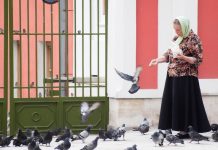 3 stvari koje žene u Srbiji čine da izgledaju starije: Posle ove godine, povuku se i zaborave na to ko su bile