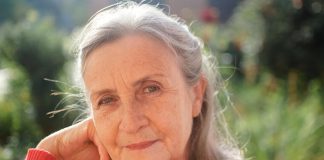 Neću više da smrdim na prženje, niti da perem prljave čarape: Snežana sa 60 odlučila da ostavi muža – procvetala je