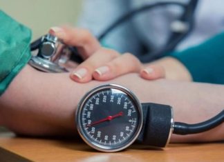 AKO PIJETE LIJEKOVE ZA PRITISAK ILI HOLESTEROL, PODHITNO IZBACITE OVU HRANU ŠTO PRIJE: Njihova kombinacija može biti kobna