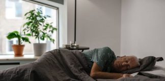 Simptomi mjesec, tjedan i dan prije smrti: Budite oprezni za ove signale. SVAKA ODGOVORNA OSOBA OVO MORA ZAPAMTITI