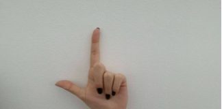 Da li možete da držite palac i kažiprst pod uglom od 90° Evo šta to bitno govori o vama