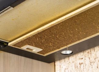 Trik za čišćenje nape “BEZ MUKA”. Čak će i masnoća i masnoća nestati!