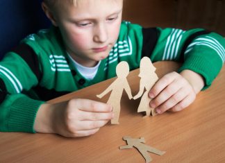 Niko nije znao da 9-godišnjak 2 godine živi sam, jer je bio čist i dobar đak: A kad su ušli u njegov dom skamenili su se