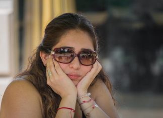 Natalija je postavila kameru u stan svoje svekrve, a kad je videla šta njen muž radi šokirala se: Usledio je razvod