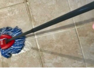 Očistila fugne kao od šale, nije ih ni ribala: Za minut sve u kupatilu zablistalo kao novo! (VIDEO)