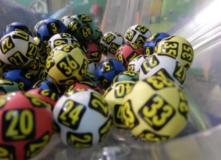 Ovih 6 horoskopskih znakova će sreća pogledati u 2025.: Mogu da se obogate ako budu igrali ove igre