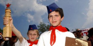 Evo kako danas izgleda sin Josipa Broza Tita: Povukao se kao diplomata, živi tiho, a ćerka je njegovo najveće blago