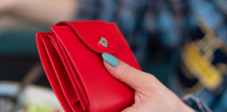 Ako vam je novčanik ove boje, bolje ga bacite: Datum rođenja određuje koja nijansa će privući uspeh i novac