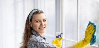 Pred praznike sam pokušala da operem prozore po savetu moje bake, a drugačije ne radim: Baš su čisti već POLA GODINE!