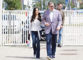 Ovde žive ALEKSANDAR VUČIĆ I PRVA DAMA: Tamara otvorila vrata porodičnog doma, jeste li očekivali ovako nešto?! (FOTO)