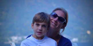 “Tokom noći me pozvala učiteljica mog sina i rekla – znate li gospođo šta vaš suprug radi”: Od tad je Vera samohrana majka maloletnog deteta