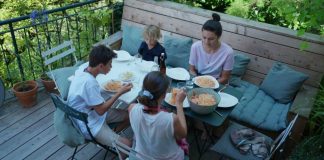 Bosanka poludela zbog ponašanja snaje i brata: “Dođu na vaskršnji odmor na 15 dana iz Austrije, a od života nam naprave pakao”