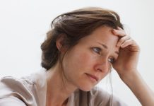 KĆERKA ŽELI DA SE VRATI KUĆI, A TEK SE UDALA: Kad mi je uslikala sta joj je svekrva ostvarila na krevet u sobi, POZLILO MI, VRAĆAM JE KUĆI MOMENTALNO!