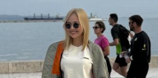 Pevačica u petoj deceniji izgleda duplo mlađe, a ne trenira i posle svirke najviše voli da pojede burek i legne da spava: Tajna je u ovome