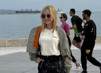 Pevačica u petoj deceniji izgleda duplo mlađe, a ne trenira i posle svirke najviše voli da pojede burek i legne da spava: Tajna je u ovome