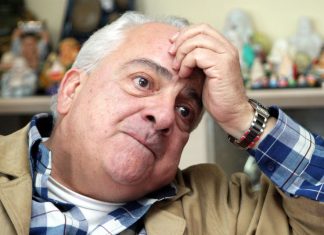 Dedina ljubavnica kojoj je napravio dete pre 40 godina došla na bakinu sahranu i šokirala nas: To nije najgore, nastao još veći skandal kad se pojavila ova žena