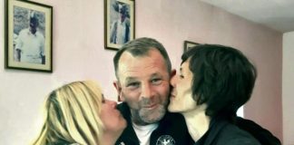 Radiša pod istim krovom živi sa ženom Stojankom i ljubavnicom Anom: Imaju 6. dece, slažu se neverovatno, a pop njihovu kuću zaobilazi u širokom luku