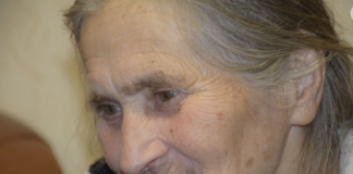 Kad je Zora umRla desilo se nešto jako čudno, gotovo misteriozno: Njena ćerka je moćna ličnost s jakim vezama, svima platila da ćute nakon što je saznala istinu