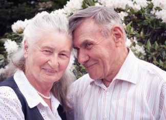 “Otac je krenuo čudno da se ponaša, a nakon njegove smrti i majka: Tek kasnije sam saznala da su ovo sve vreme bili skriveni znaci demencije”