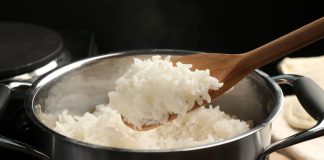 Sastojak koji pirinač čini ukusnijim i rastresitijim: Neće se lepiti za dno šerpe i biće savršen