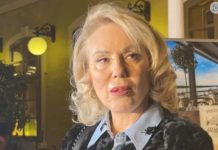 “JA SAM BRENINA KĆERKA” Pjevačica je ovu ženu godinama krila od javnosti, pa sad otkrivena istina o njihovom odnosu! Ima kćerku koja je slavna pjevačica, ostavila je kao bebu?