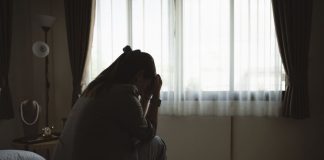 “Muž mi je na putovanju priznao da je imao aferu, a ja sam u besu bacila prstenje u okean: Od onog što je posle rekao, bolje da sam skočila zajedno sa burmama”