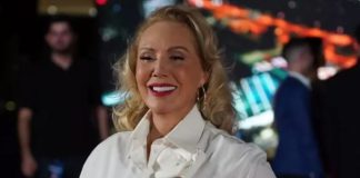 Ovako izgleda tijelo žene od 65 godina kad se fotografije ne fotošopiraju: Brena se skinula u kupaći i pokazala sve nesavršenosti FOTO