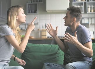 Ovo je rečenica koju nikako ne bi trebalo da izgovorite u vezi ili braku, čak ni u besu: Broj 1 je razlog za srozavanje odnosa, posle toga slijedi veliki krah!!