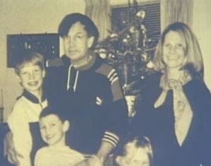 Kada je stjuardesa, nakon noći provedene sa prijateljima nestala, na obali jezera nađeni su njeni nokti sa roze lakom: Ono što je posle otkriveno izaziva jezu