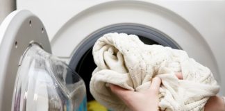 Uradite ovako i fleke od praška nestaju očas posla: Spadaju svi beli tragovi