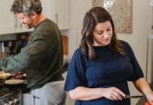 Žena podijelila neobično iskustvo: “Napravila sam pitu i tako saznala da me muž vara”