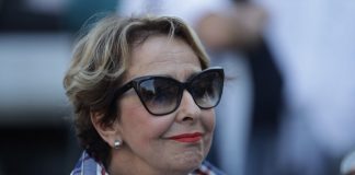 Stan u staroj zgradi, a nameštaj je priča za sebe: Evo u kakvim uslovima živi Ceca Bojković