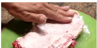 Meso je posipao sodom bikarbonom pre kuvanja: OD KADA MI JE POKAZAO, JA TO JEDINO RADIM!