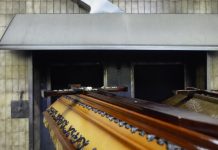 Nemojte prilaziti ožalošćenima sa “primi moje saučešće “: Sveštenik otkrio zašto je to pogrešno!