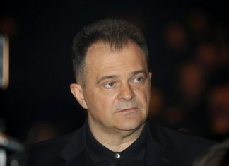 Krije je ko zmija noge, a sada je jasno i zašto: Ova leptica je Brajina žena, Srbi ostaju nemi pred ovom boginjom