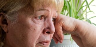 Ono što mi je ćerka rekla pred svojom svekrvom i svekrom zaboleo me je više od šamara: Dok su se oni smejali ja sam krila suze