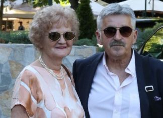 Vila ograđena kamenom ogradom: Dragan Stojković Bosanac otvorio vrata porodičnog doma na Bežanijskoj kosi, pokazao i ženu, auu