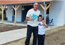 Država je plakala zbog suza djeteta bez roditelja: Dobio je novu kuću, a sada mali Stefi ide s dekom na more