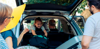 Staša je sa 2 ćerke 1997. otišla na letovanje: Mlađa Suzana je nestala sa plaže, a posle 21 godinu majci stiže njena slika iz francuskog zatvora