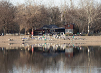 Dušica je otišla na nudističku plažu, a nakon 10 minuta doživela NAJVEĆU SRAMOTU: “Kad sam vidjela ko je stao ispred mene, zaprepastila sam se”