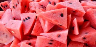 Ko ne sme da jede lubenicu: Ako imate ove zdravstvene probleme, ova voćka nije osveženje — već ozbiljna pretnja vašem životu