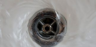 Sipajte ovo u odvod i zaboravite na mirise i začepljenja!