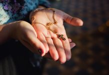 Na Krstovdan u subotu 27. septembra obavezno uradite ove 2 stvari: Post je obavezan, ali pod ovim uslovima