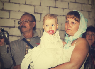 Svekrva je zahtevala da uradimo DNK test za sina jer je ličio na komšiju, a ne na oca: Kad su stigli rezultati, zanemela je od šoka